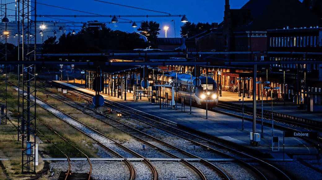 Esbjerg station. Banedanmark.
