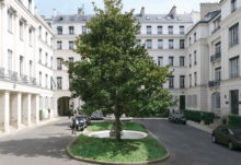 Kontor- og boligejendommen i Paris. Foto: PFA